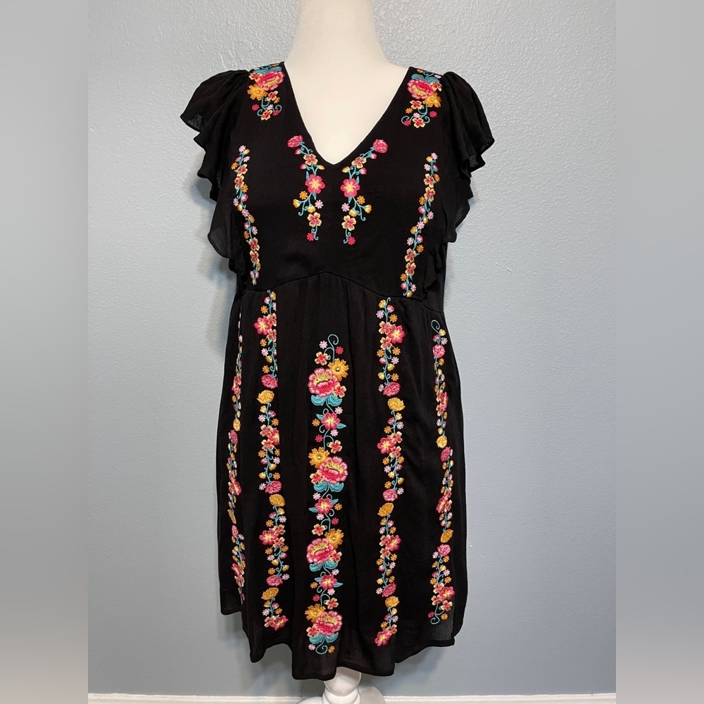 Savanna Jane Black Embroidered Floral Dress Boho Whimsigoth Prairie Medium